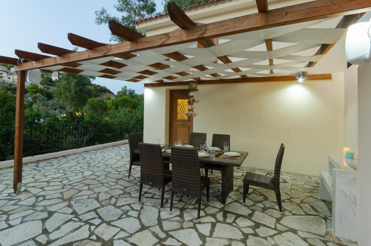 Louisa Kanapitsa (Skiathos)